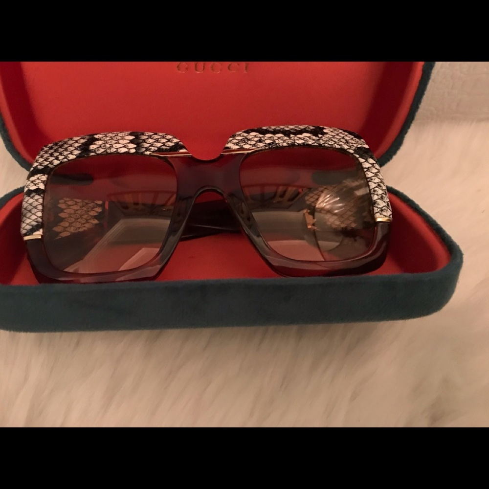 GUCCI Designer  Snake Skin Print Sunglasses